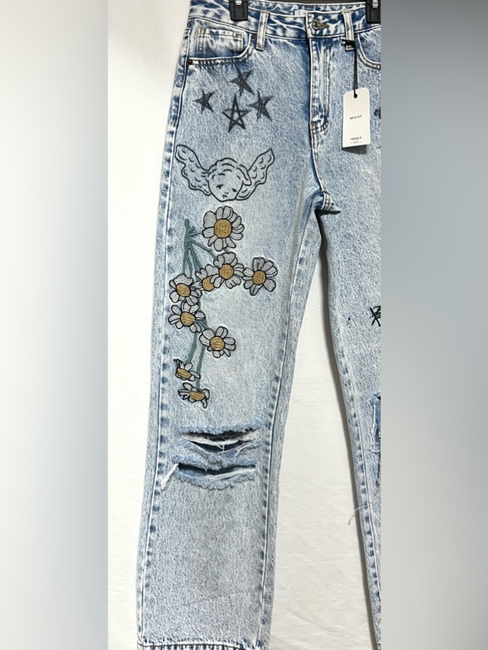 NWT Forever 21 High-Rise 90’s Loose Fit Straight Jeans Graphic Embroidery Ripped - Picture 3 of 12